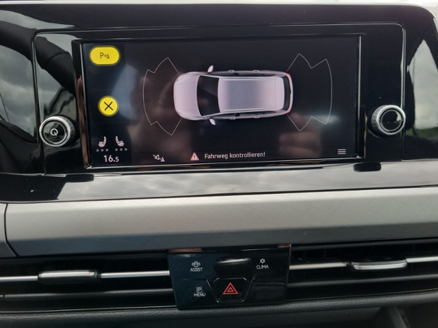 Golf VIII Variant 1.5 TSI LED+PDC+CLIMAAUTO.+SHZ