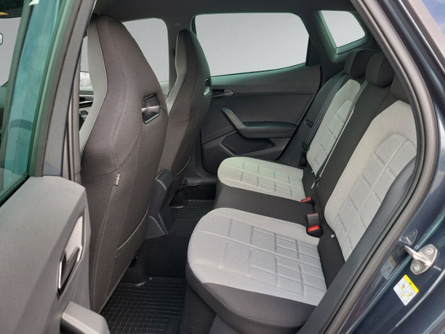 Arona 1.5 TSI FR DSG AHK+RFK+NAVI+ACC+LED+KEYLES