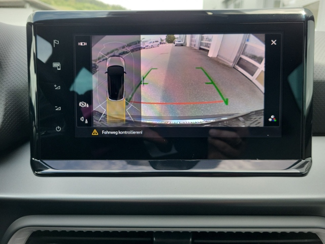 Arona 1.5 TSI FR DSG AHK+RFK+NAVI+ACC+LED+KEYLES