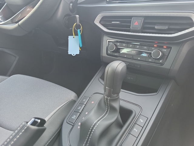 Arona 1.0 TSI FR DSG AHK+ACC+NAVI+LED+KAMERA+SHZ