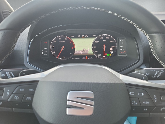 Arona 1.0 TSI FR DSG AHK+ACC+NAVI+LED+KAMERA+SHZ