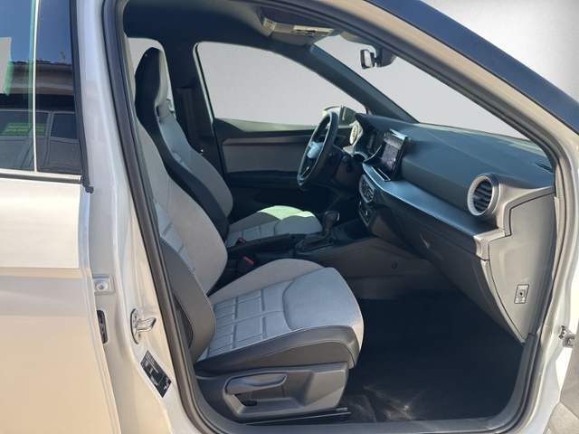 Arona 1.5 TSI FR DSG AHK+RFK+NAVI+ACC+LED+KEYLES
