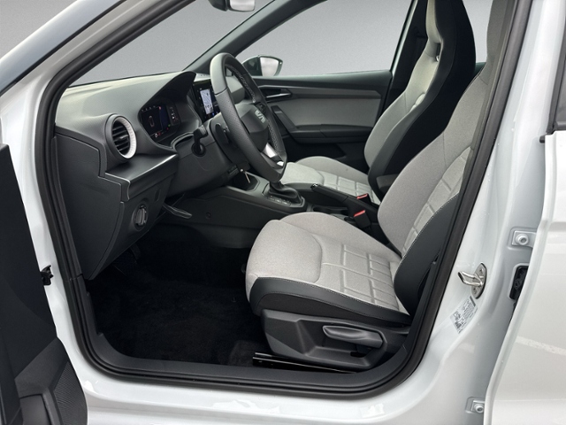 Arona 1.0 TSI FR DSG AHK+ACC+NAVI+LED+KAMERA+SHZ