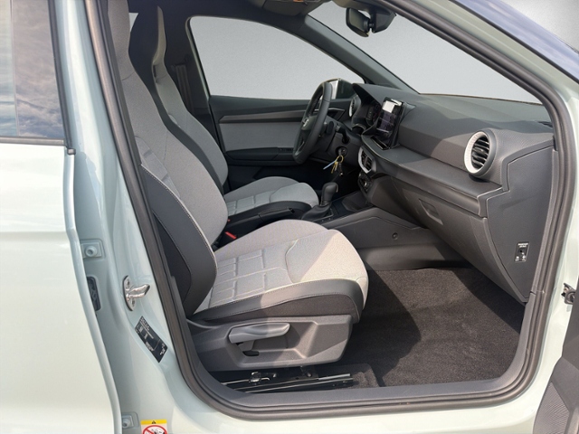 Arona 1.0 TSI FR DSG AHK+ACC+NAVI+LED+KAMERA+SHZ
