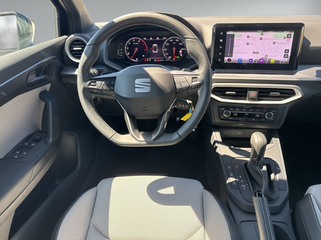 Arona 1.0 TSI FR DSG AHK+ACC+NAVI+LED+KAMERA+SHZ