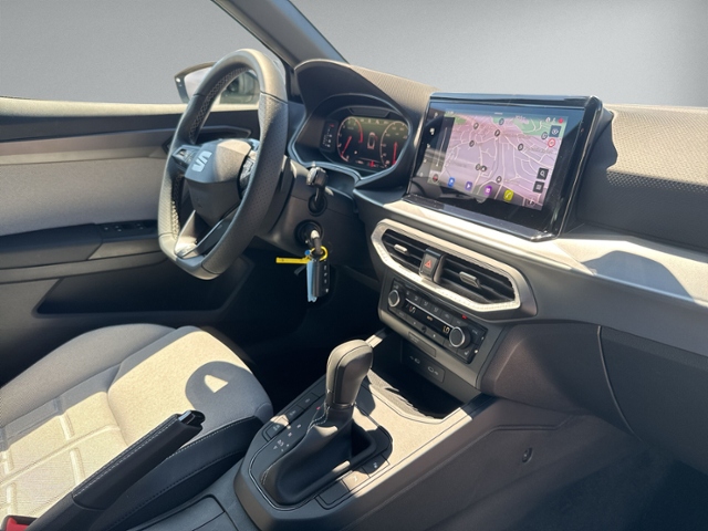 Arona 1.0 TSI FR DSG AHK+ACC+NAVI+LED+KAMERA+SHZ