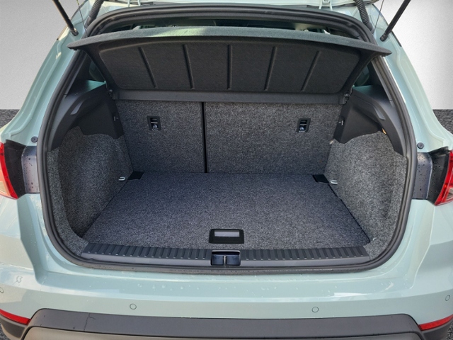 Arona 1.5 TSI FR DSG AHK+RFK+NAVI+ACC+LED+KEYLES