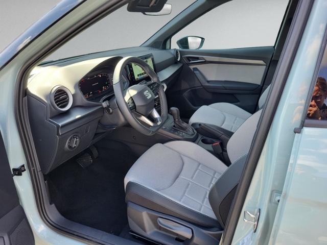 Arona 1.5 TSI FR DSG AHK+RFK+NAVI+ACC+LED+KEYLES