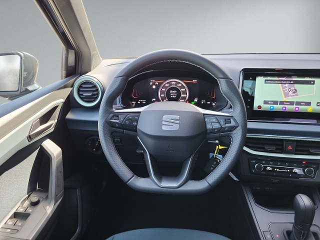 Arona 1.0 TSI DSG STYLE AHK+KAMERA+NAVI+ACC+LED+