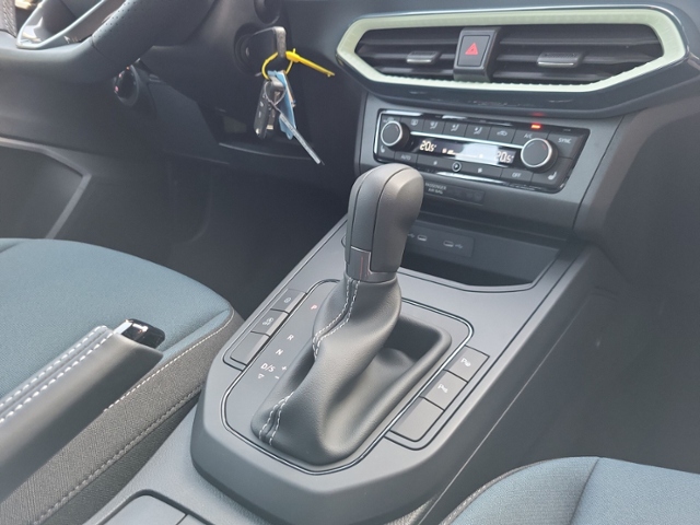 Arona 1.0 TSI DSG STYLE AHK+KAMERA+NAVI+ACC+LED+