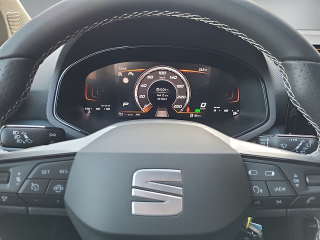 Arona 1.0 TSI DSG STYLE AHK+KAMERA+NAVI+ACC+LED+