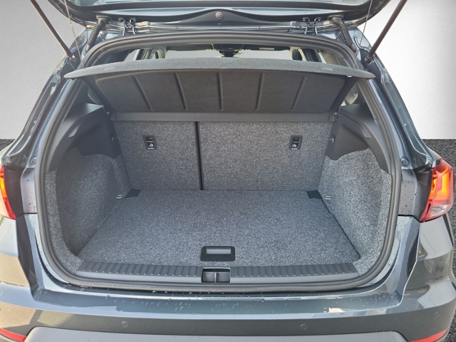 Arona 1.0 TSI DSG STYLE AHK+KAMERA+NAVI+ACC+LED+