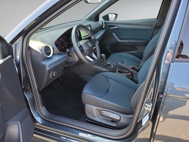Arona 1.0 TSI DSG STYLE AHK+KAMERA+NAVI+ACC+LED+