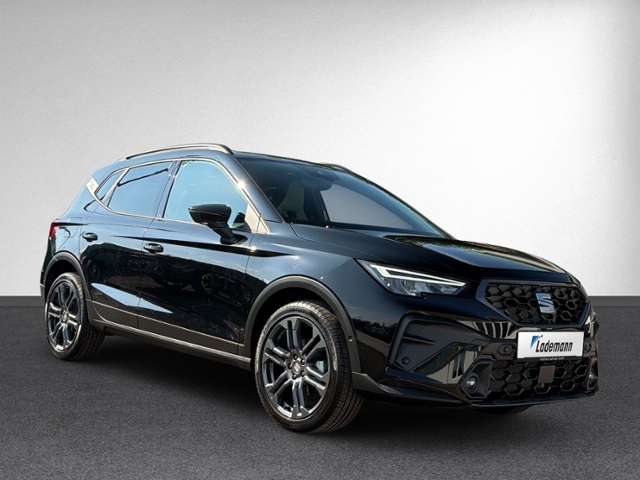 Arona 1.5 TSI FR DSG AHK+RFK+NAVI+ACC+LED+KEYLES