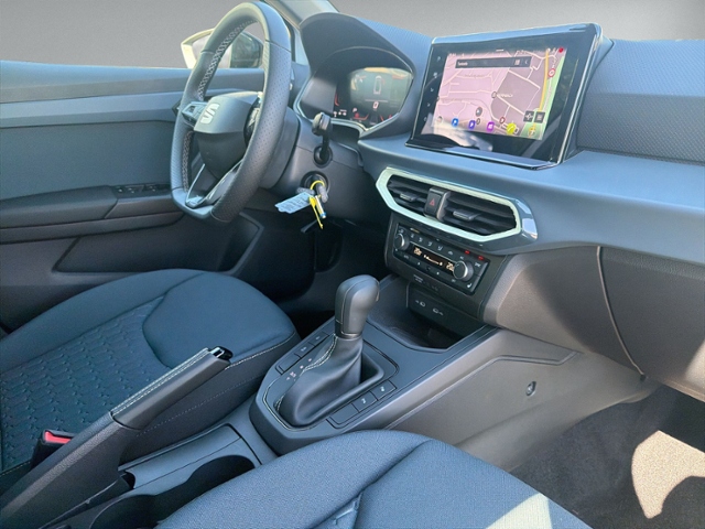 Arona 1.0 TSI DSG STYLE KAMERA+NAVI+ACC+LED+LMF+