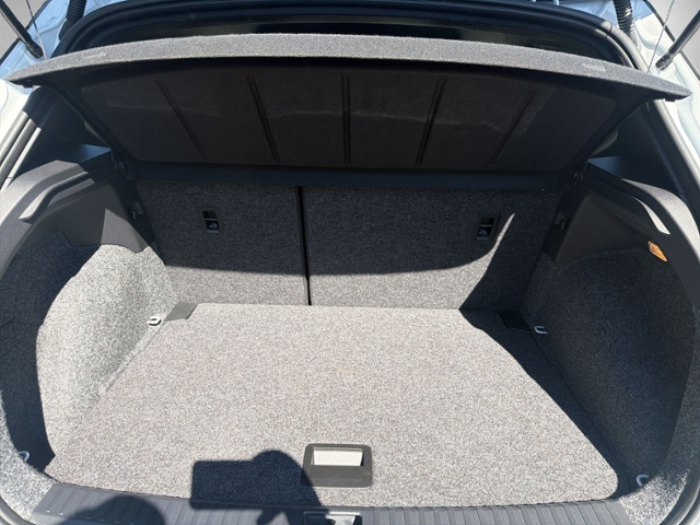 Arona 1.0 TSI DSG STYLE KAMERA+NAVI+ACC+LED+LMF+