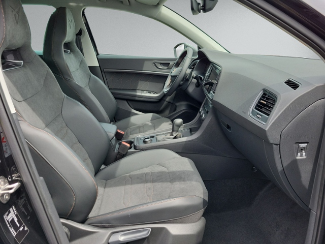 Ateca 2.0 TSI 4Drive PANORAMA+AHK+KAMERA+ACC+NAV