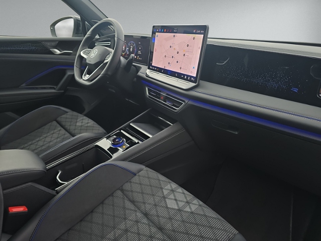 Tiguan 2.0 TDI DSG R-LINE 4MOTION PANO+360°+IQ.L