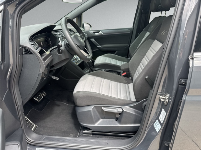 Touran 1.5 TSI DSG R-LINE 7-SITZE+PANO+RFK+NAVI+