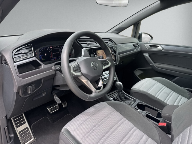 Touran 1.5 TSI DSG R-LINE 7-SITZE+PANO+RFK+NAVI+
