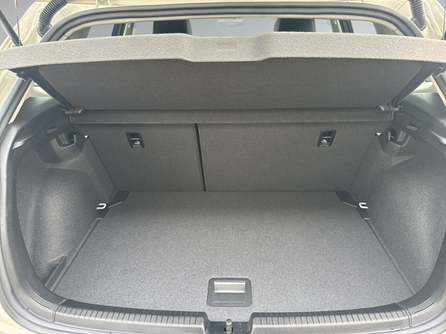Polo 1.0 TSI DSG GOAL RFK+LED+NAVI+ACC+SIHZ+DAB+