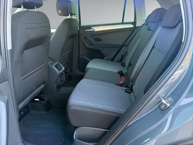 Tiguan 1.5 TSI MOVE NAVI+IQ.LIGHT+RFK+ACC+KEYLES