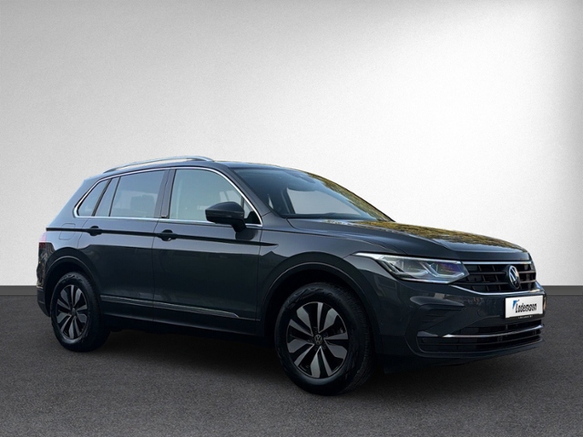 Tiguan 1.5 TSI MOVE NAVI+IQ.LIGHT+RFK+ACC+KEYLES
