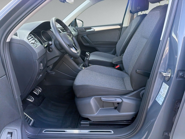 Tiguan 1.5 TSI MOVE NAVI+IQ.LIGHT+RFK+ACC+KEYLES