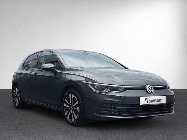 Golf VIII 1.5 eTSI DSG AHK+NAVI+ACC+LED+RFK+SIHZ