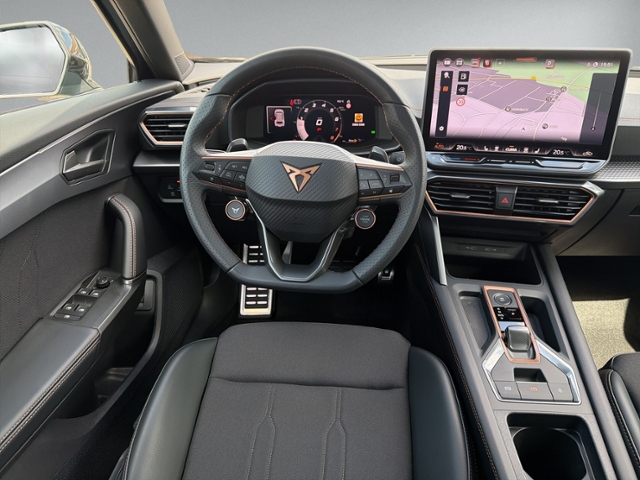 Formentor 1.5 eTSI DSG AHK+NAVI+RFK+ACC+KEYLESS+