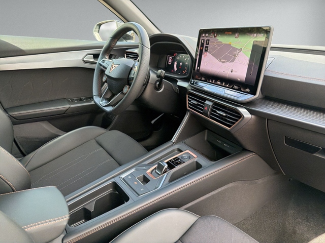 Formentor 1.5 eTSI DSG AHK+NAVI+RFK+ACC+KEYLESS+