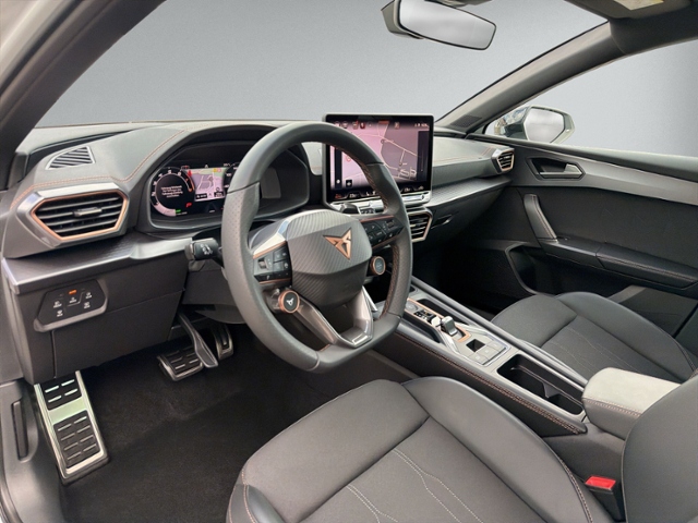 Leon ST 1.5 eTSI DSG AHK+NAVI+RFK+ACC+eHECK+LED+