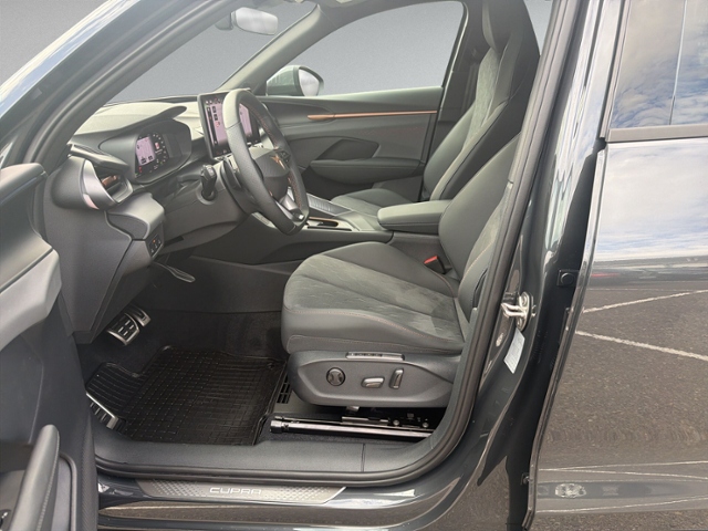 Terramar 1.5 eTSI DSG PANORAMA+AHK+HEAD-UP+NAVI+
