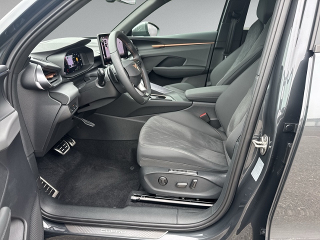 Terramar 2.0 TSI 4Drive PANO+AHK+HEAD-UP+RFK+NAV