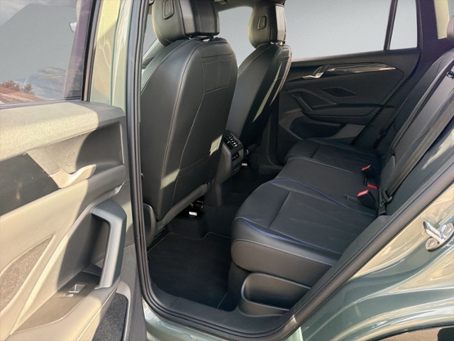 Tiguan 1.5 eTSI DSG R-LINE PANO+360°+LEDER+IQ.LI