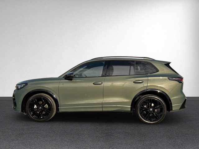 Tiguan 1.5 eTSI DSG R-LINE PANO+360°+LEDER+IQ.LI