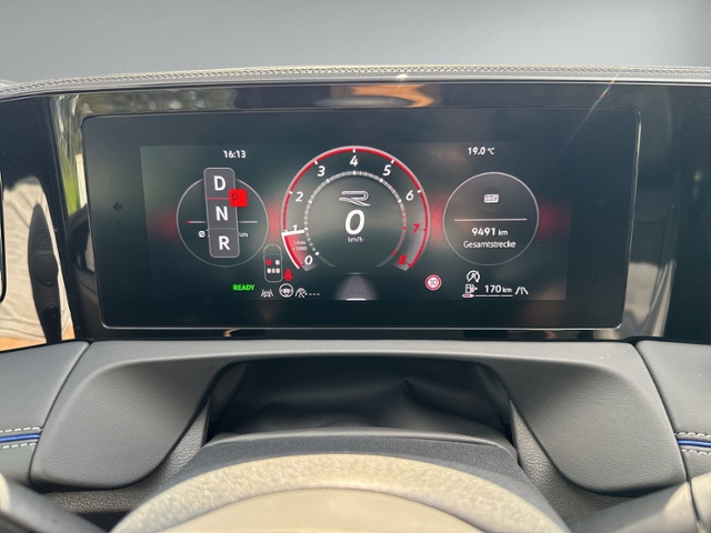 Tiguan 1.5 eTSI DSG R-LINE PANO+360°+LEDER+IQ.LI