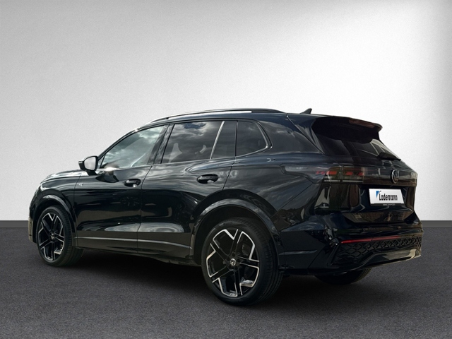 Tiguan 1.5 eTSI DSG R-LINE PANO+360°+LEDER+IQ.LI