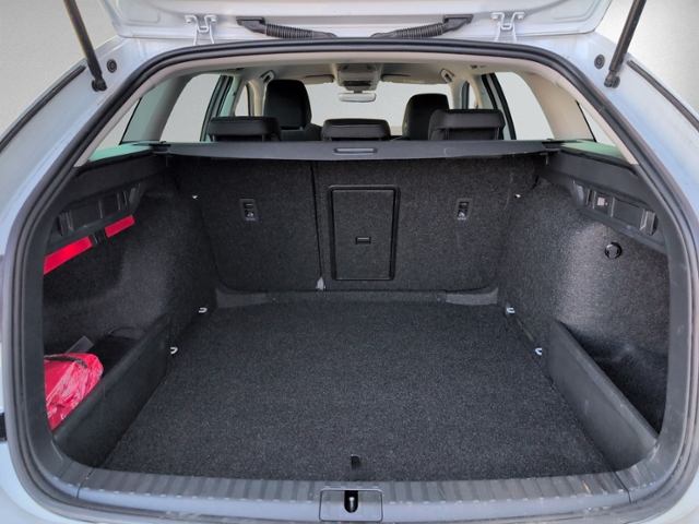 Octavia Combi 1.5 TSI DSG mHEV behz.WSS+AHK+RFK+