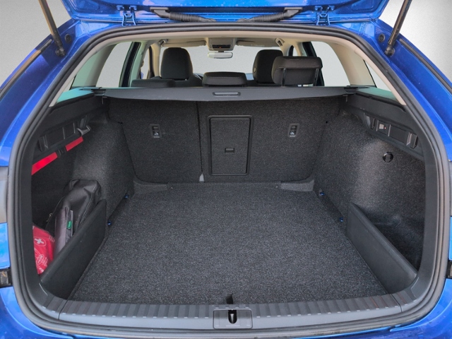 Octavia Combi 1.5 TSI DSG mHEV behz.WSS+AHK+RFK+