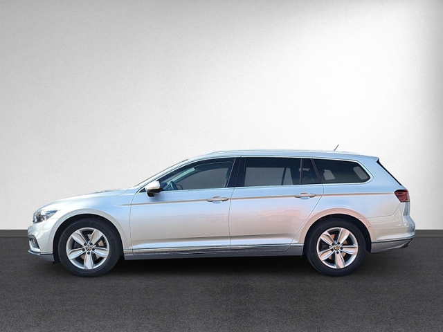 Passat Variant Elegance 4Motion 2.0 TDI AHK+IQ.L