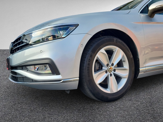 Passat Variant Elegance 4Motion 2.0 TDI AHK+IQ.L