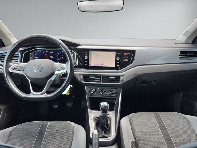Polo 1.0 TSI STYLE AHK+IQ.LIGHT+NAVI+SITZHEI+NSW