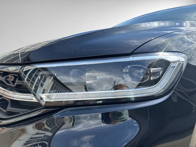 T-Roc 1.5 TSI DSG R-LINE PANO+IQ.LIGHT+RFK+NAVI+