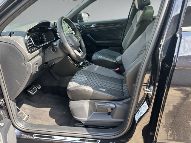 T-Roc 1.5 TSI DSG R-LINE PANO+IQ.LIGHT+RFK+NAVI+