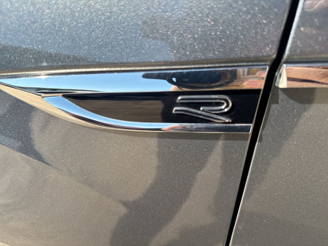 T-Roc 1.5 TSI DSG R-LINE PANO+IQ.LIGHT+RFK+NAVI+