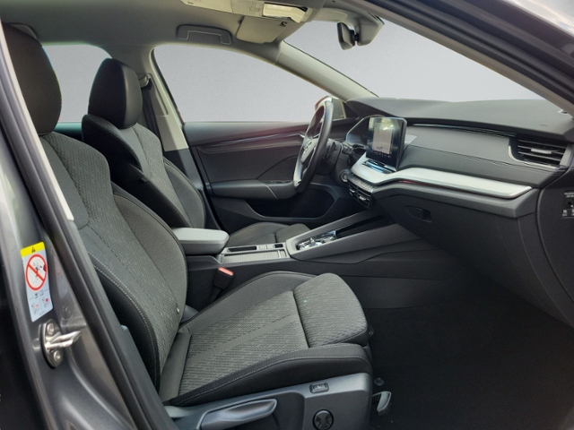 Octavia Combi 2.0 TDI DSG CLEVER LED+NAVI+RFK+L