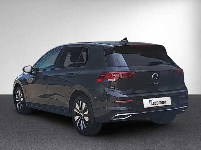 Golf VIII 2.0 TDI DSG MOVE LED+NAVI.+KAMERA+ACC+