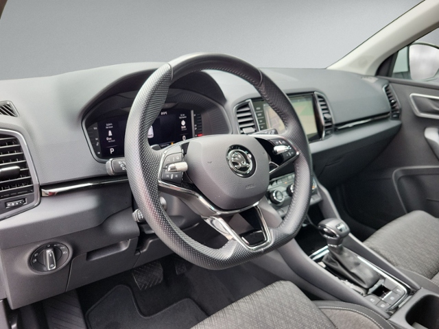 Karoq 2.0 TDI DSG STYLE NAVI+KAMERA+LED+ACC+SIHZ