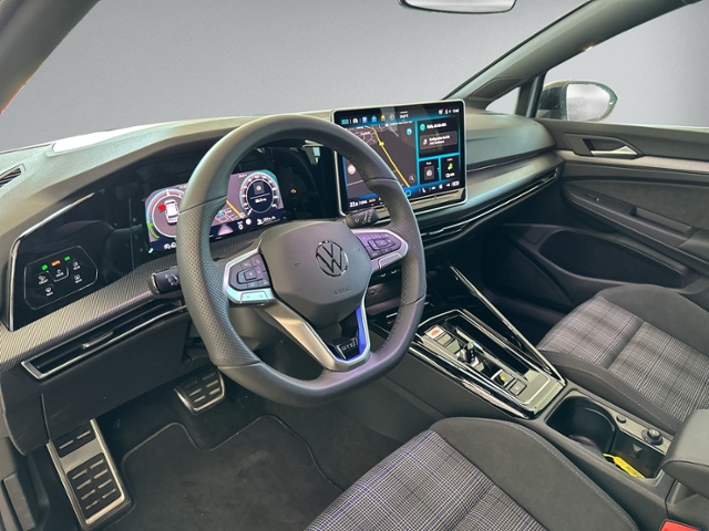 Golf VIII 1.5 eHybrid GTE KAMERA+ACC+HEAD-UP+NAV